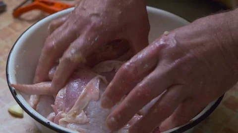 Marinating meat chicken hd Video stock 80105805