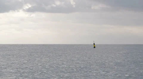 Marine buoy 動画素材 59324819