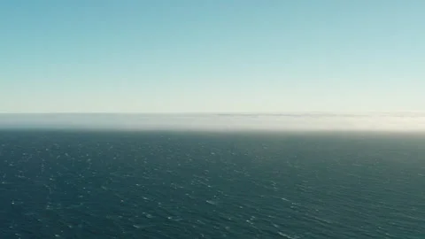 Marine Layer Over Pacific Ocean in Big Sur, CA Stockbeeldmateriaal 280089558