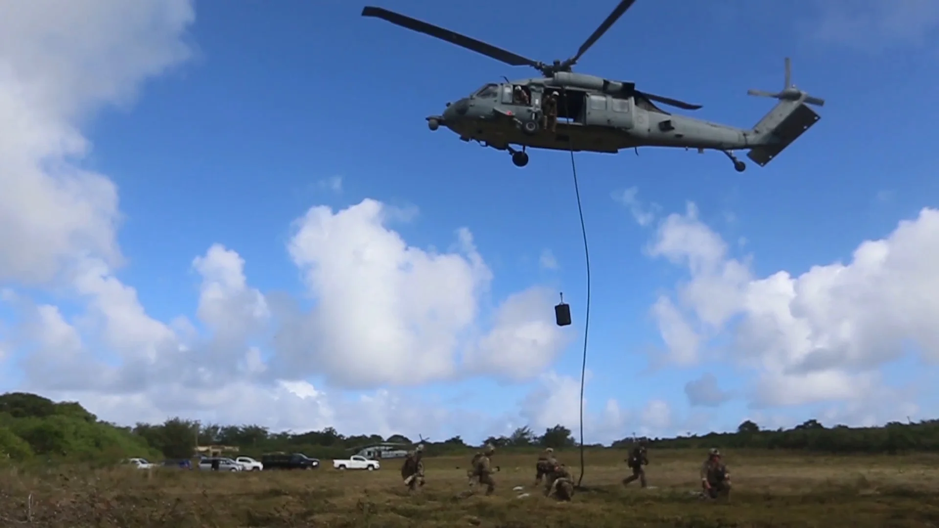 Marines clear rope from beneath helicopt, Stock Video