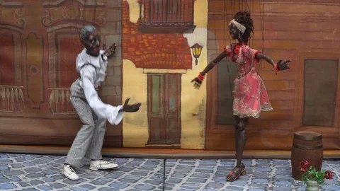 Marionettes dancing Candombe in San Telmo Fair, Buenos Aires, Argentina Stock Footage 117086844