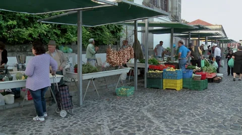 Market Stockbeeldmateriaal 32671724