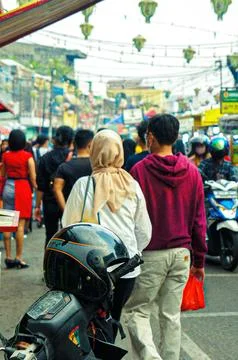 IN THE MARKET Foto stock