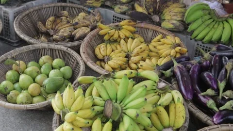Marketday6 Video stock 303013970