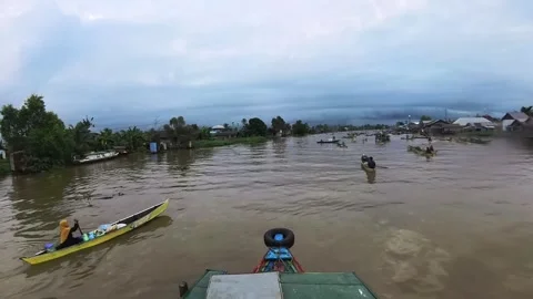 MARKETS DAY IN RIVER Video stock 303513825