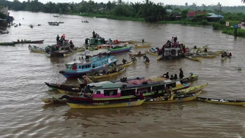 MARKETS DAY IN RIVER Stock Footage 303514521