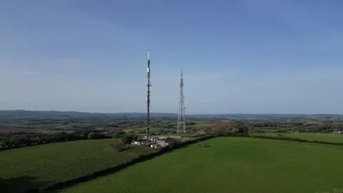 Marldon, South Devon, England: DRONE VIEWS: Beacon Hill transmission station 库存影片 252588547