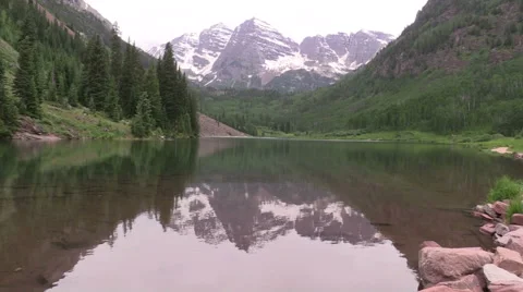 Maroon Bells Summer Reflection Vídeos de archivo 51712797