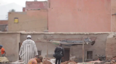 MARRAKECH TANNERY - MEN AT WORK Video stock 27991421