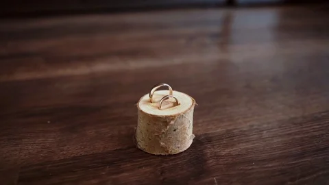 Marriage rings 動画素材 125220946