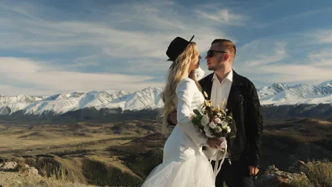 Married couple in the mountains. Stock Footage 276202887