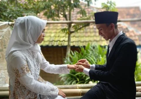 Married Stock Photos