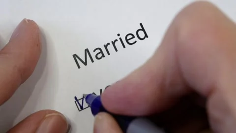 Married status question yes or no, The answer is in the test with a checkbo.. Stock Footage 246969660