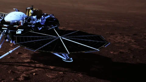 Mars lander explores the surface and collects data for scientific research Vídeos de archivo 343517775