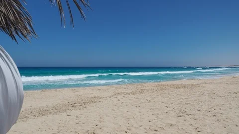 Marsa Matruh, Egypt. The sandy beach and the amazing sea. Relaxing context Vidéo 122104340