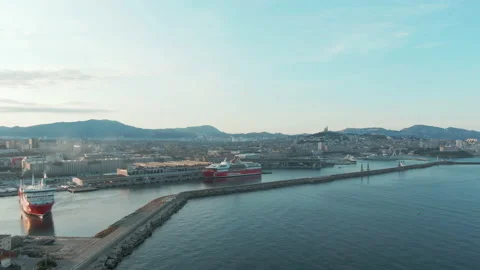 Marseille harbor Aerial 스톡 동영상 131180053