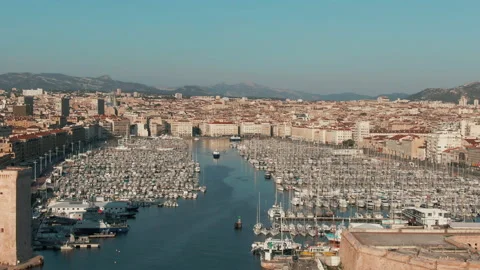 MARSEILLE-LOCKDOWN OldHarbourElevation LUT 스톡 동영상 130337754