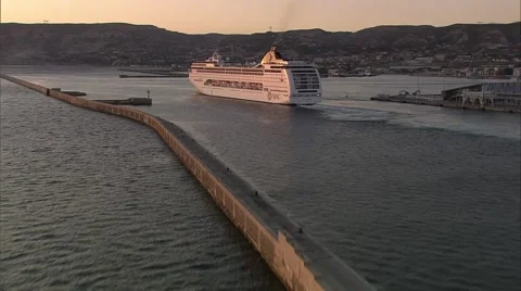 Marseille - Survol Navire Stock Footage 52755971