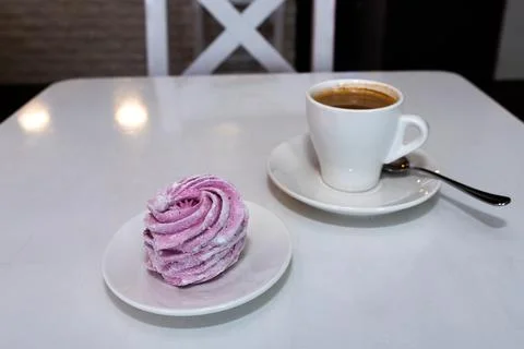 Marshmallow with a cup of coffee Foto stock