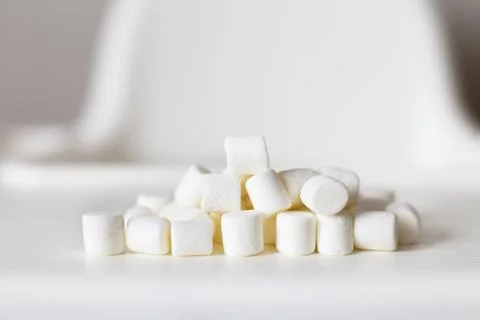 Marshmallow pyramid. marshmallows on a white background Fotos Stock