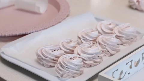 Marshmallow on a tray lined with stabilization. Cooking marshmallows. Close-u Stock Footage 163651856