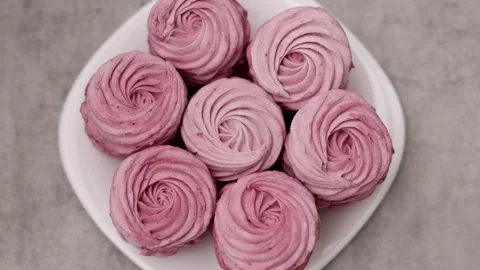 Marshmallows with blackberries taste in box or kitchen tiles 스톡 동영상 242591850