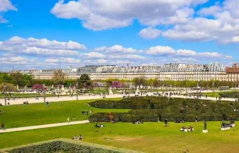 Marvelous Tuileries garden in sunny spring day. Paris, France. April 2019 Foto stock