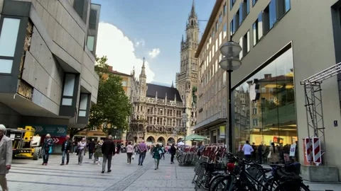 Mary's public square and New town hall in sunny day. 4K. Munich. Germany Stock Footage 165755152