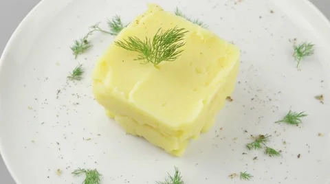 Mashed potatoes with dill (loop) Stock Footage 57994570