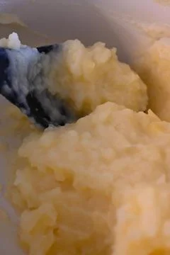 Mashed Potatoes in Pot Close-Up, Homemade Comfort Food Preparation Fotos Stock