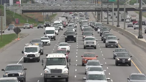 Masive Heavy rush hour traffic jam and gridlock on highway Video stock 154496371