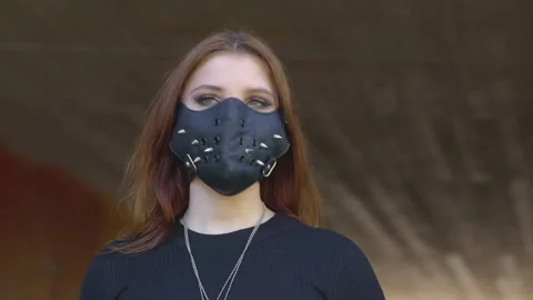 Masked - Approved! Two thumbs up! Vidéo 131730301