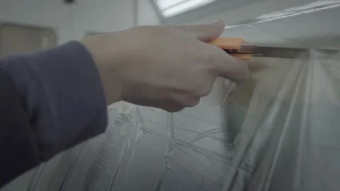 Masking slow motion 스톡 동영상 242507704