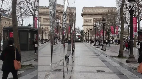 Masks compulsory once again in streets of Paris, París, FR - 30 Dec 2021 Stock Footage 204092868