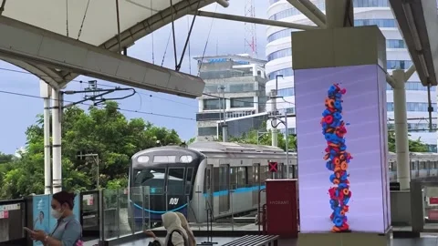 Mass Rapid Train Stock Videos – Royalty-Free HD & 4K Videos | Pond5