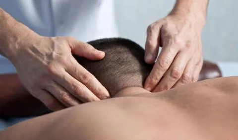 Massaging Stock-Fotos