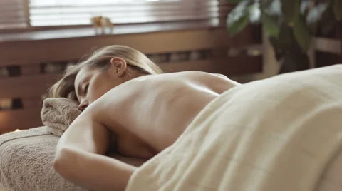 Masseur doing massage therapy Stock Footage 61490080