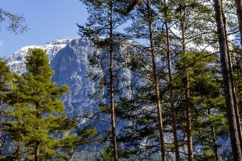 Massif of the Scillar Photos