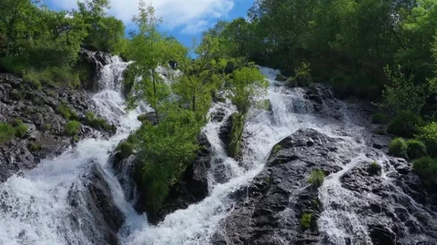 Massive Cascading Waterfalls In Toques Video stock 277749158