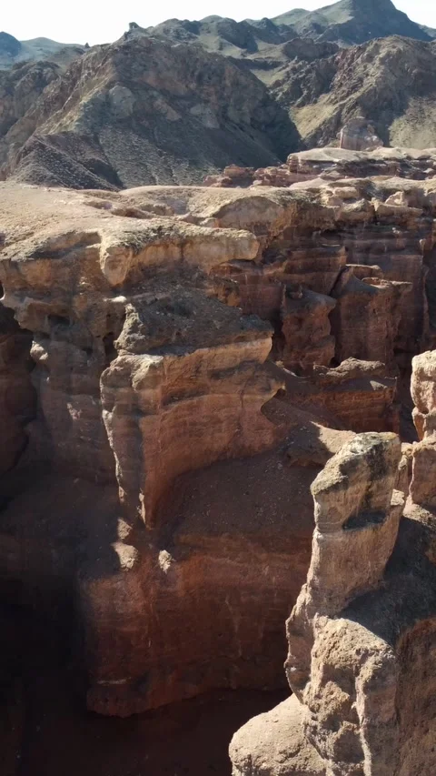 Massive clay plateaus and cliffs, Martian Charyn Canyon, Kazakhstan Video stock 336692305