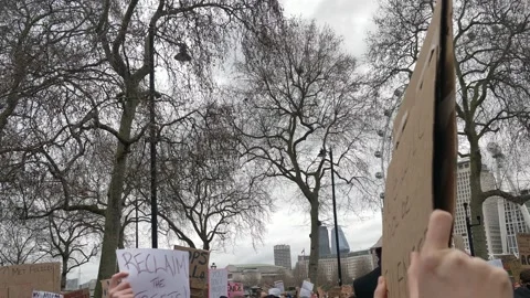 MASSIVE CROWD OUTSIDE SCOTLAND YARD IN RESPONSE TO SARAH EVERARD MURDER Stock Footage 150335872