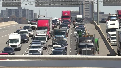 Massive heavy rush hour traffic jam on highway Video stock 155571734