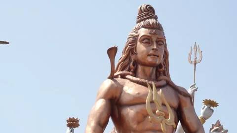 Massive Lord Shiva Statue with Trident at Religious Complex in Ujjain, maha.. Stock Footage 336883955