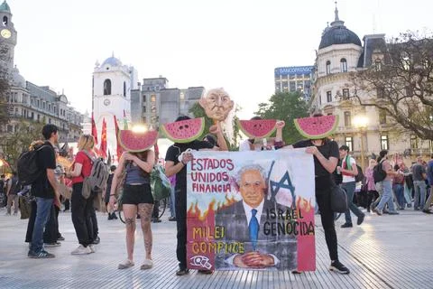 Massive protest in support of Palestine, in Buenos Aires, Argentina. Stock Photos