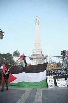 Massive protest in support of Palestine, in Buenos Aires, Argentina. Stock Photos