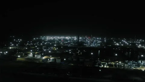 Massive Refinery Complex Showing Global Energy Supply and Economic Power Video stock 331989781