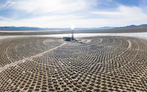 A massive solar array at the Ivanpah Generating station in the d Stock Photos