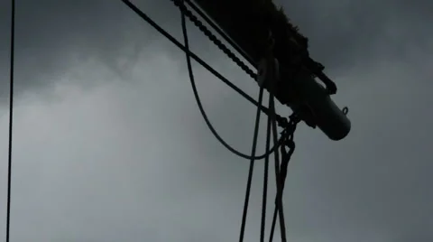 Mast in the gale with clouds Video stock 970772