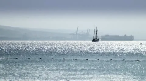 Mast ship sailing away Vídeos de archivo 10839324