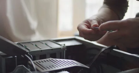 Master assembling personal computer 스톡 동영상 304443566